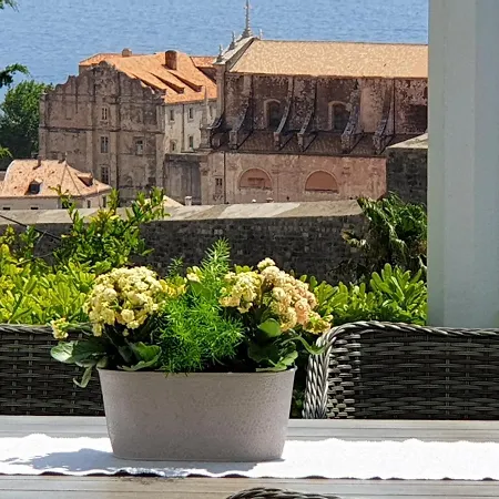 Franklin With Swimming Pool וילה