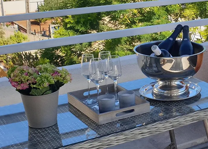 Franklin With Swimming Pool